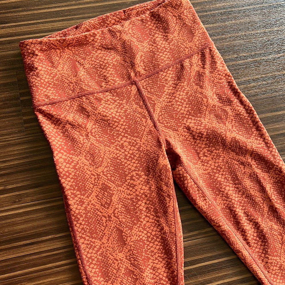 athleta snakeskin leggings